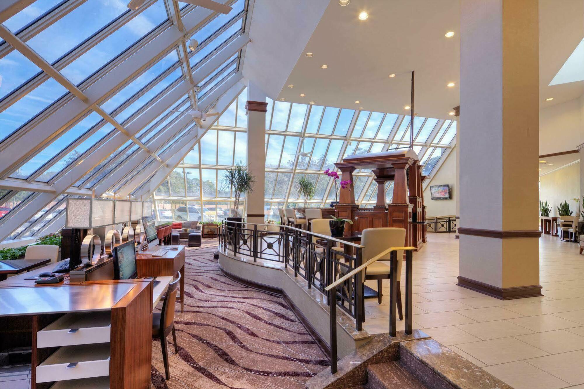 Hotel Hilton Westchase 4*